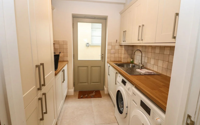 Tawny Cottage