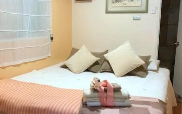 Hostal Rotonda Atenas