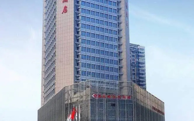 Yulong International Hotel
