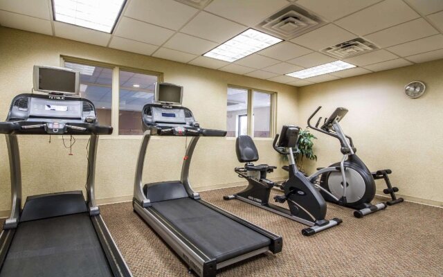Sleep Inn & Suites Airport