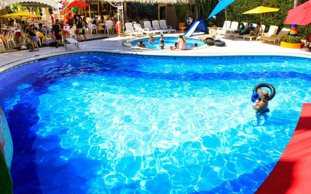 Sands Acapulco Hotel & Bungalows