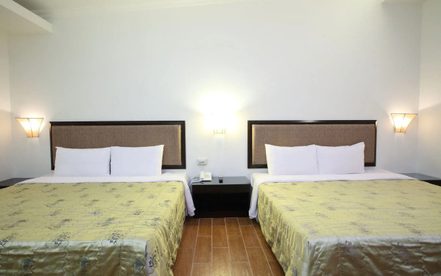 Cyuan Tang Hot Spring Hotel