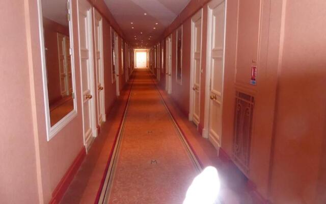 Palais Miramar 65 Bd De La Croisette Cannes