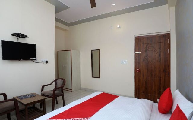 Oyo 17291 Shree Ram Palace