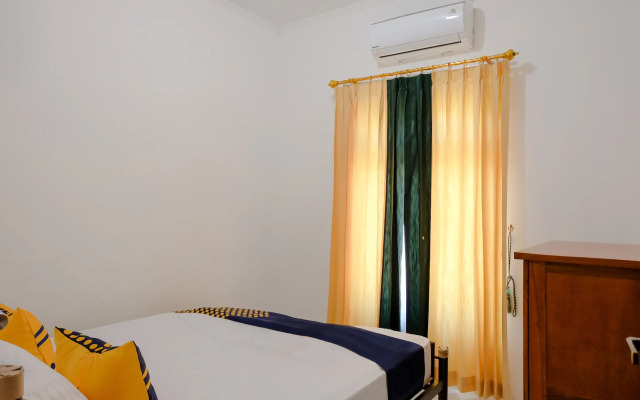 SPOT ON 2668 Pakis Residence