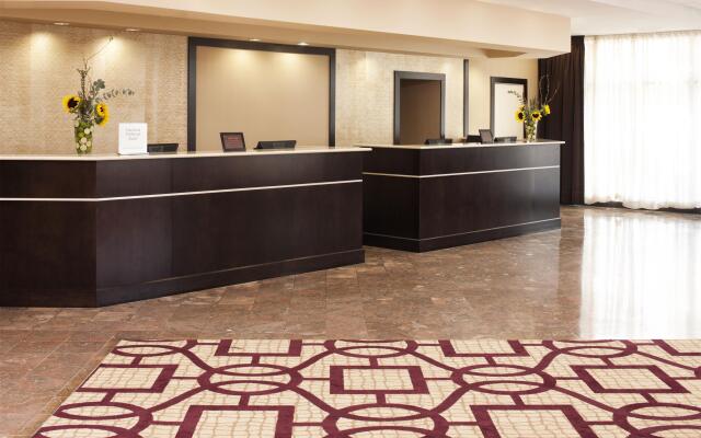Sheraton Suites Chicago O'Hare