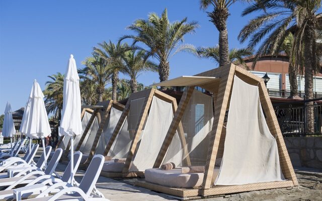 Quattro Beach Spa & Resort Hotel