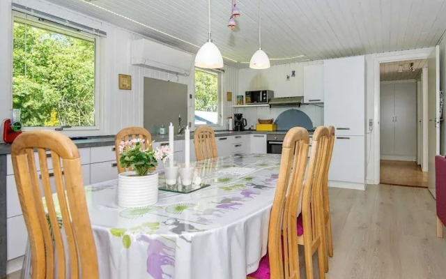 Simplistic Holiday Home in Ringkøbing near Sea