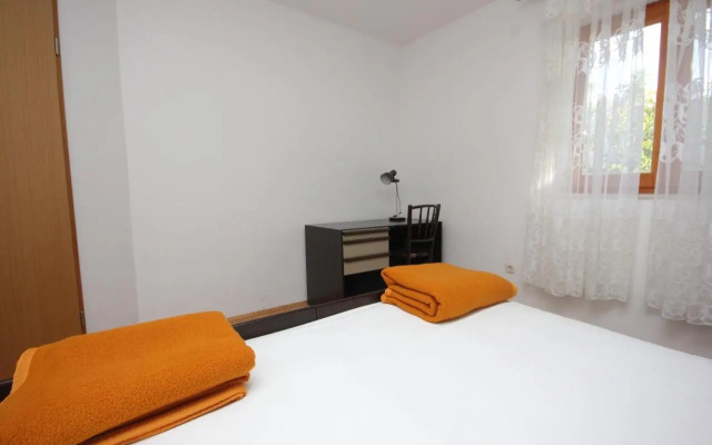 Apartment Vis 2470c