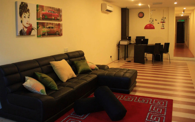 Serenity Hostels - Hostel