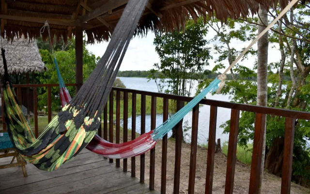 Yaku Amazon Lodge & Expeditions