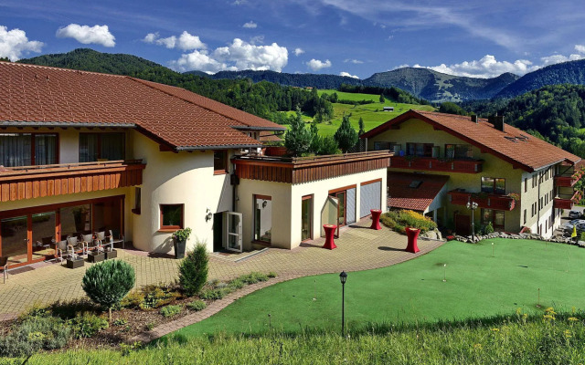 Königshof Hotel Resort ****S