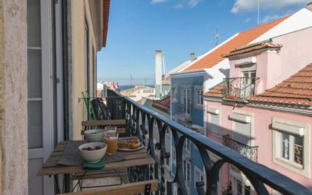 The Lisbon Flat GraCa