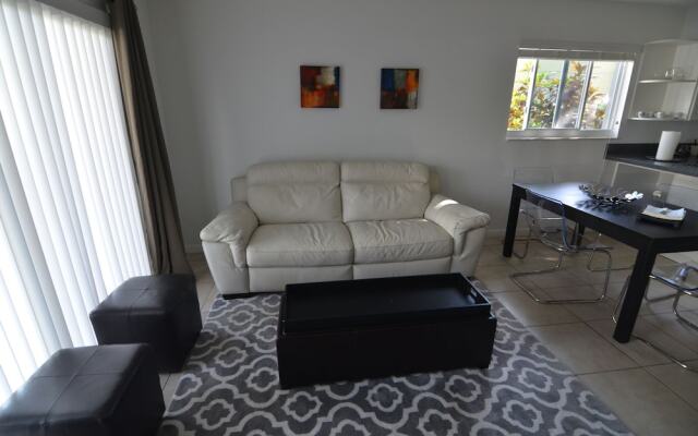 Riviera Luxury Living Coconut Grove