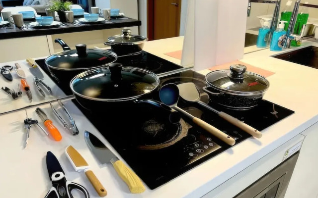 SOHO Suites KLCC by Emily in Town