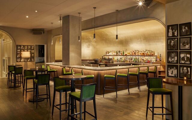 The Chicago Hotel Collection Ambassador Gold Coast