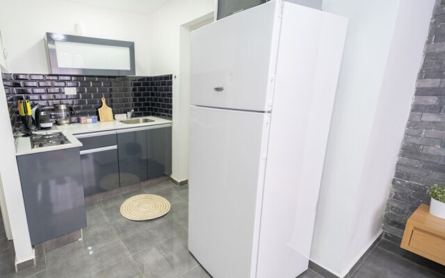 YalaRent Designed 1BR Apartments - Families only