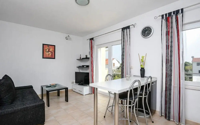 Apartments Trstenica