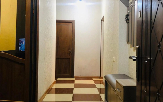 Apartment on Mamikonyants Street