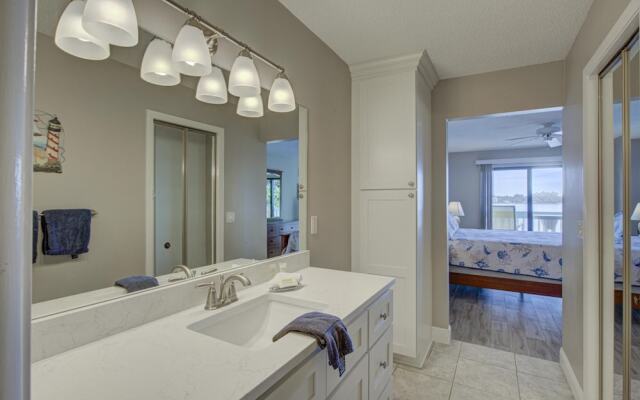 Anna Maria Island Beach Palms 2A