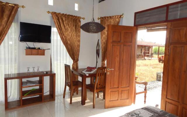 Alamanda Family Villas & Pool