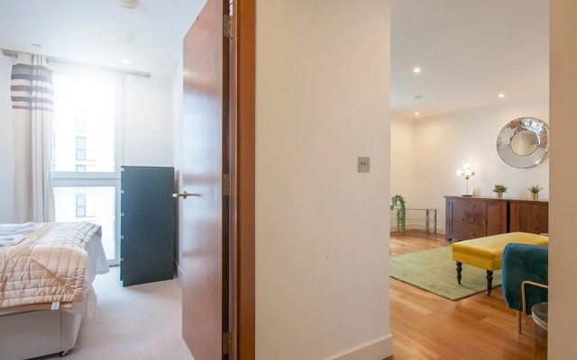 Luxurious 1 Bed Cardiff City Centre Apartment