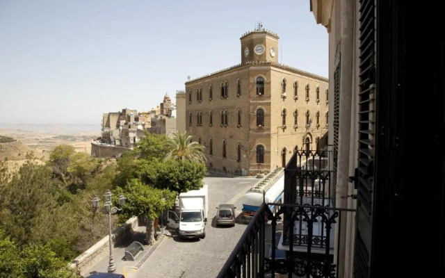 il portico dei normanni