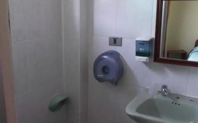 Hotel Barros Arana