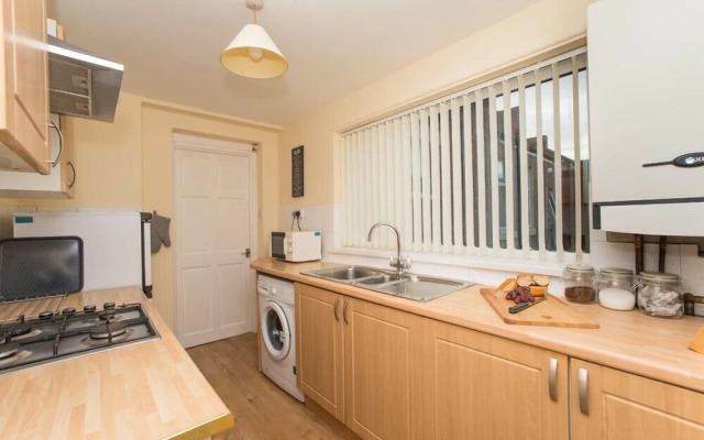 Lovely and Comfortable 3 Bed Flat, Tamworth