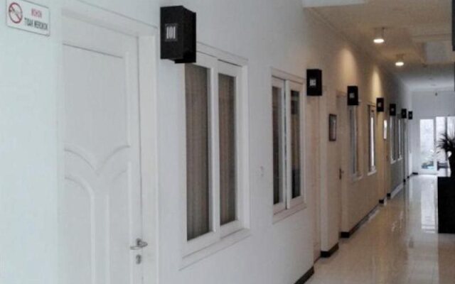 Onyx Residence