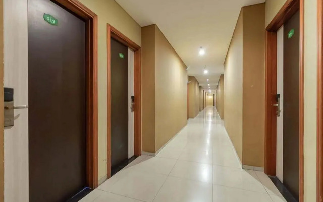 Sans Hotel Fiducia Pondok Gede