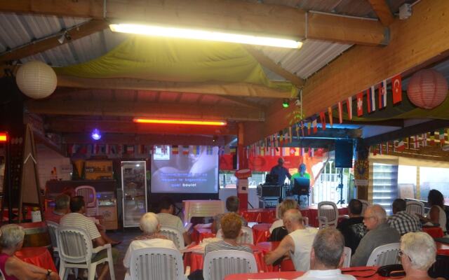 Camping Les Pins du Soleil