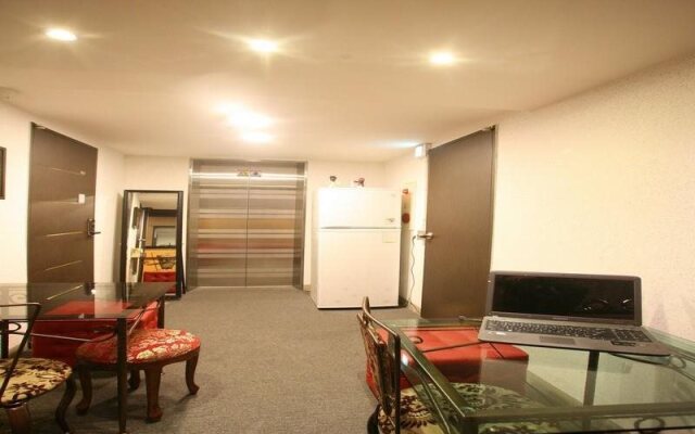 Shinhwa Premium Guesthouse