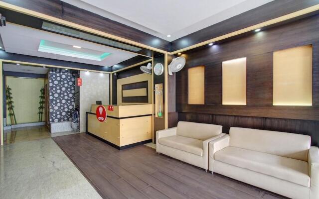 OYO 958 Hotel Greenwood Inn