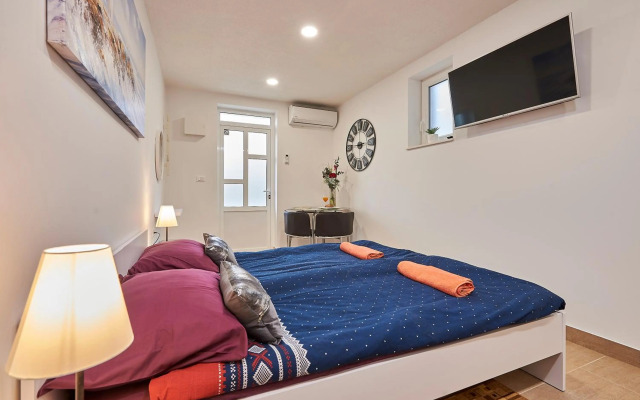 Studio apartment Bašćan