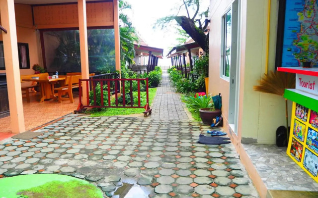 Dang Sea Beach Bungalow