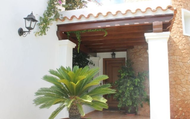 Villa With 4 Bedrooms in Sant Josep de sa Talaia, With Wonderful sea V