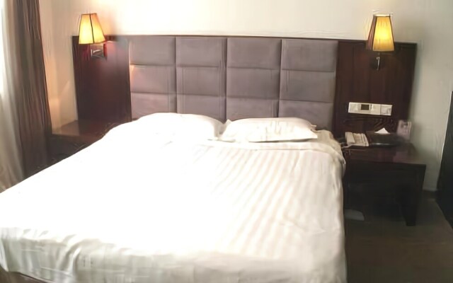 Jinyue Business Hotel