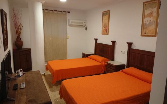 Hotel Manantiales