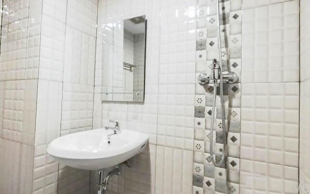 Comfort Studio At De Prima Apartment