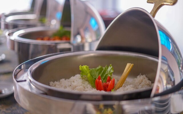 Capital O 2102 Grand Mutiara Hotel