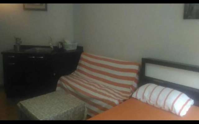 Room in Apartment - T8 Guest House Don Mueang Challenger