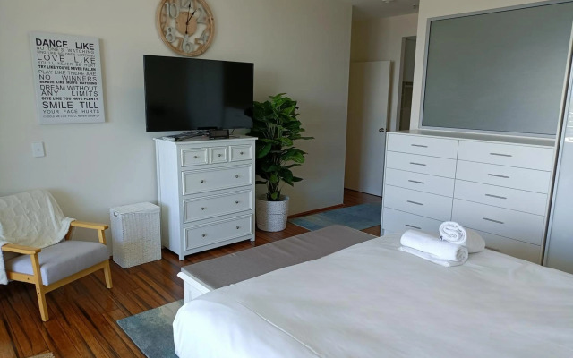 Grand Apartments