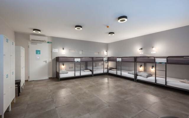 Hostel Makarska