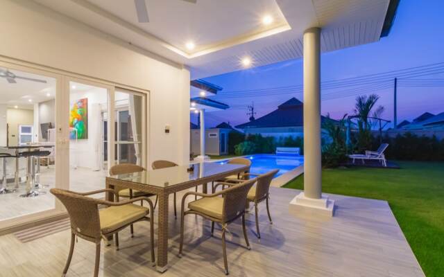 Tropical 3 Bedroom Pool Villa MP75