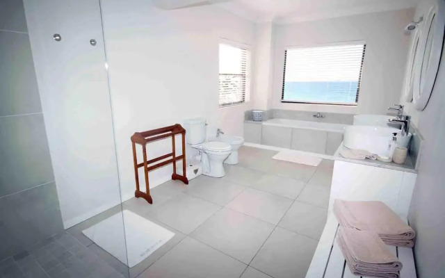 Fairlight Beach House