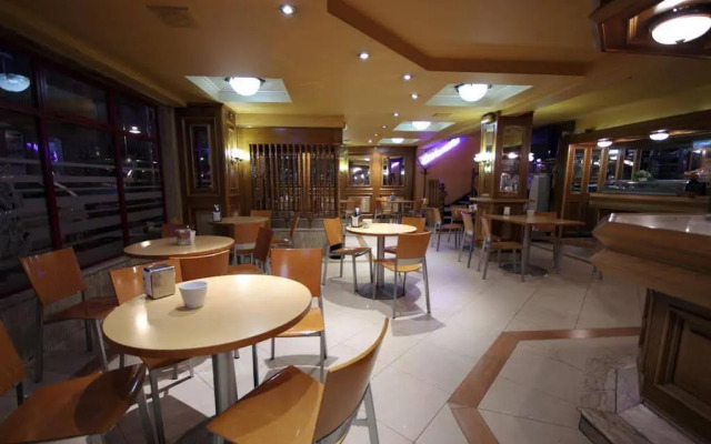 Hotel Comercio