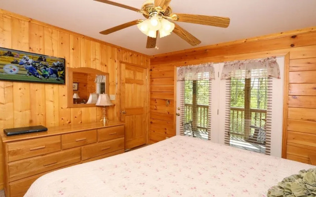 Smoky Mountain Getaway 435 By Redawning