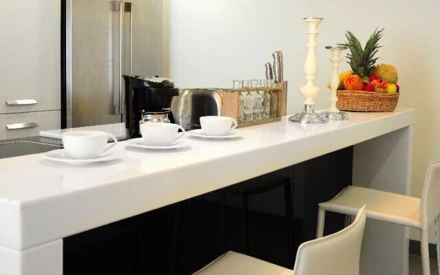 Pure All Suites at Nick Price Residences
