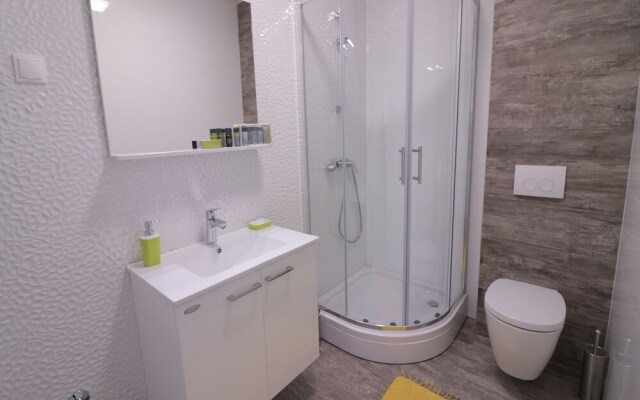 Apartments & Rooms Danivan Pool Villas